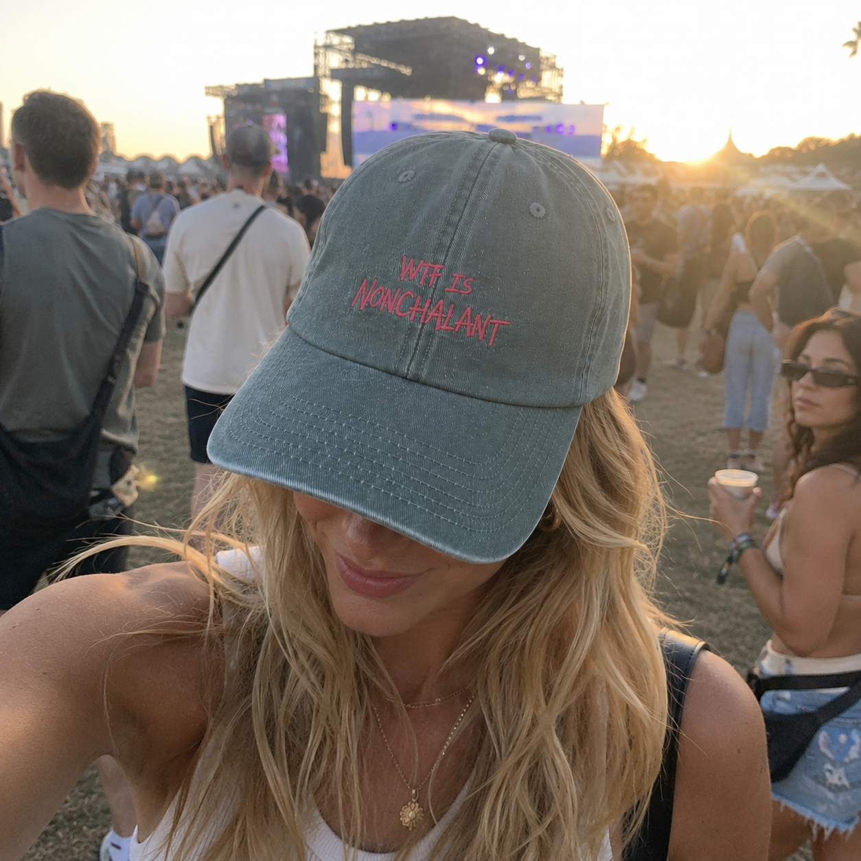 Cap NONCHALANT